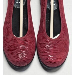 Vaneli Sport Donia Amaranto E Printed Leather Ballet Wedge Pumps Women's 6 WIDE